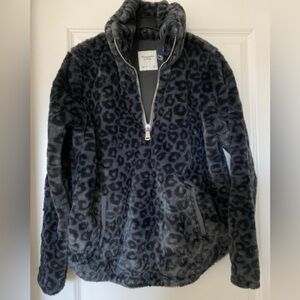 Abercrombie & Fitch Faux Fur Leopard Jacket Quarter Zip Black & Gray size XS